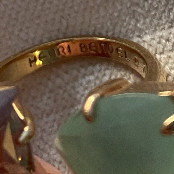 Henri Bendel Stone & Gold ring moi and toi green and clear stone gold ring - Picture 5 of 7
